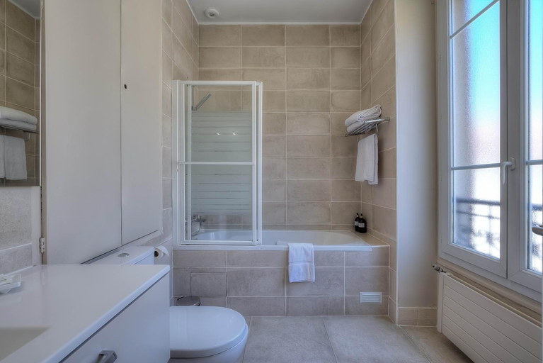 Bathroom 3, Residence Lamartine - Nice, Alpes-Maritimes