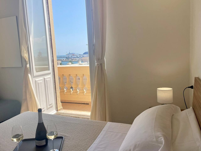 Bedroom 4, Onlyrooms V - Central & Train Station, Cagliari