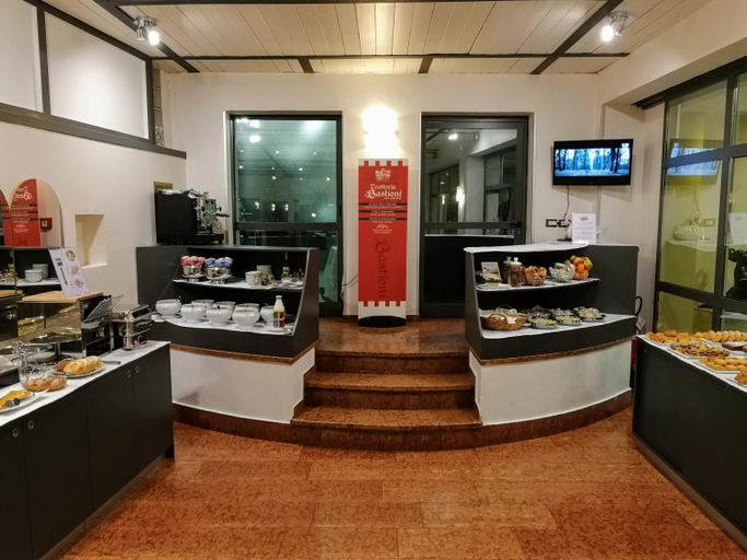 Food & Drinks 5, Porta Palio Hotel, Verona
