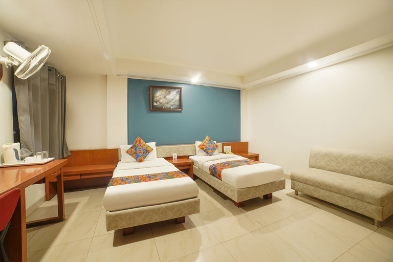 Bedroom 4, FabHotel Pleasure Inn - Nr. DB Mall, Bhopal