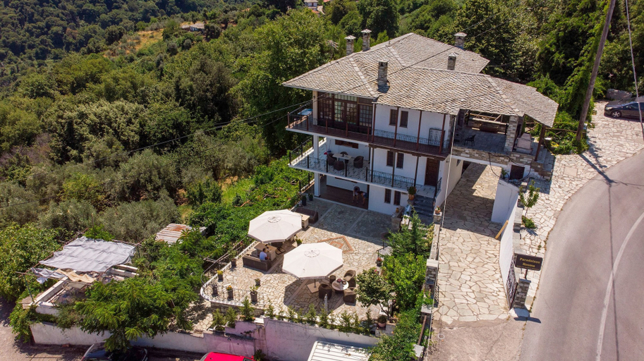 Room 5, Paradeisos Double Room 1, Thessaly