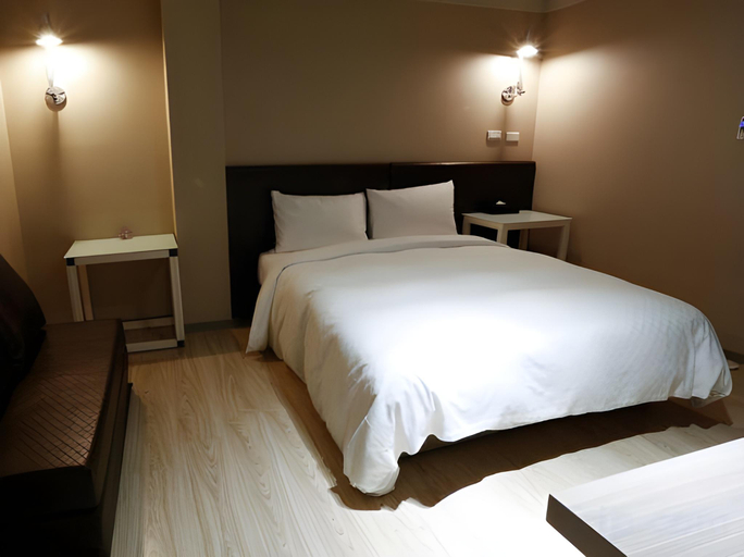 Others 4, HengChang Business Hotel, Keelung
