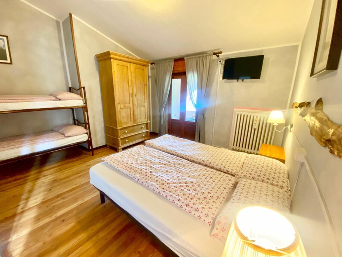 Bedroom 3, Rifugio Calvanella, Modena