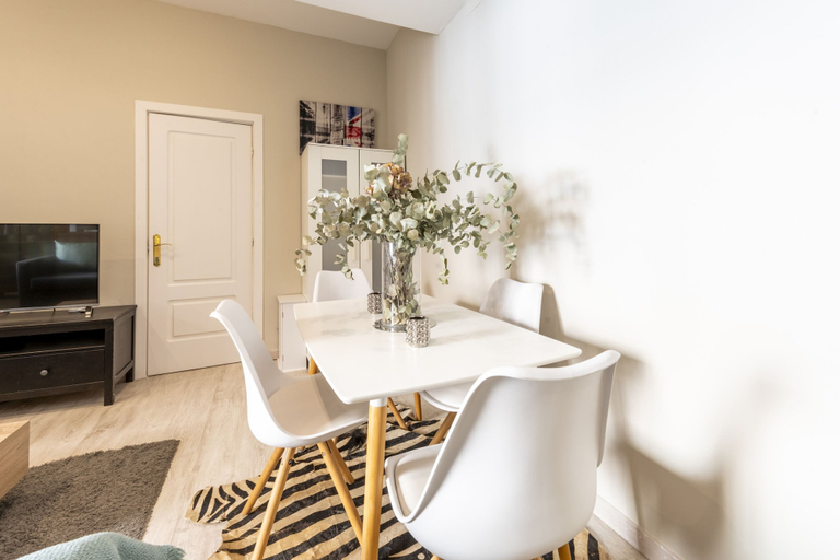 Room 2, M Que32 D Plex con Encanto en Chamber Comod, Madrid