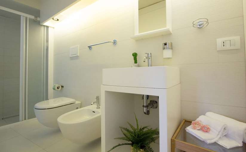 Bathroom 4, Stesicoro Exclusive House, Catania
