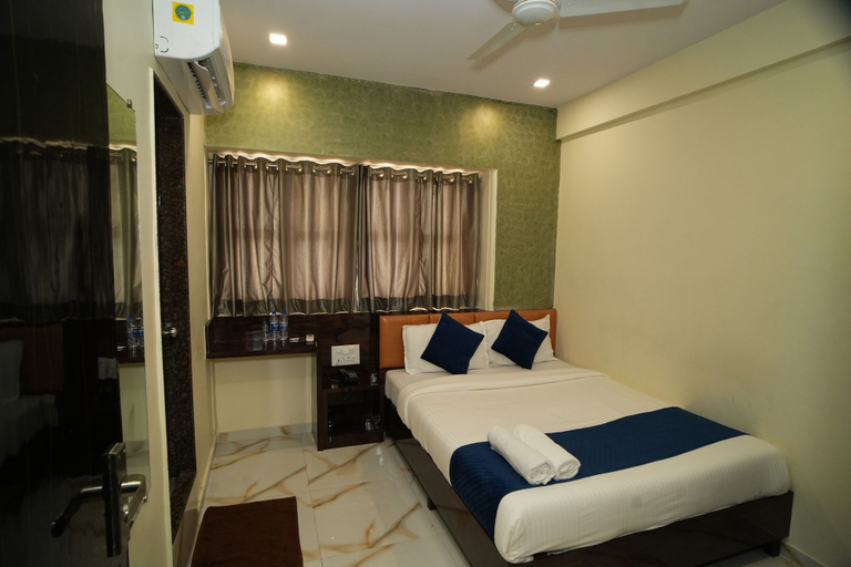 Bedroom 4, Hotel Rinza Residency, Mumbai City