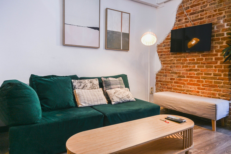 Room 3, M Jam300 Moderno y Elegante Piso en Arg Uuml Elle, Madrid