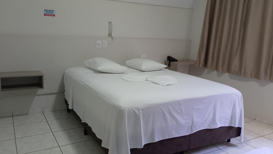 Bedroom 2, Hotel Recanto do Bosque, Tapurah