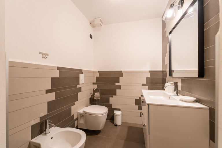 Room 4, Palazzo Odescalchi by Wonderful Italy - Apt 9, Como