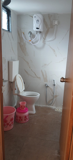 Bathroom, Hotel Shree Hari Om Residency, Ahmadabad