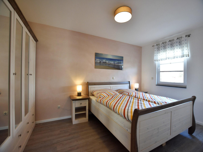 Bedroom 2, Gemutliches Ferienhaus in Barnekow mit Garten, Nordwestmecklenburg