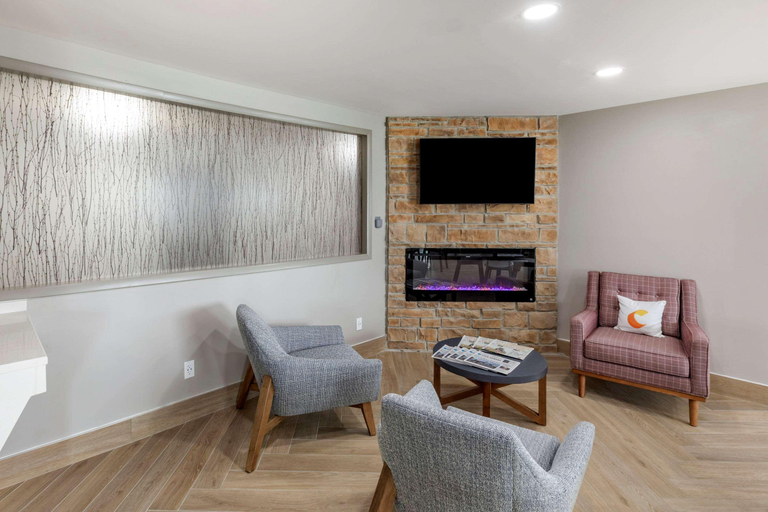 Public Area 3, Comfort Inn Mount Pleasant – Racine, Racine