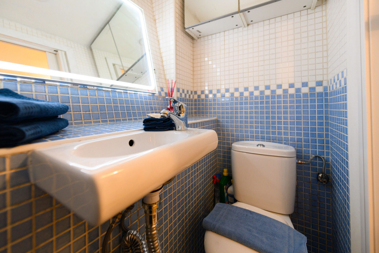 Room 3, M Cad4 Peque o Estudio Madrid Centro, Madrid