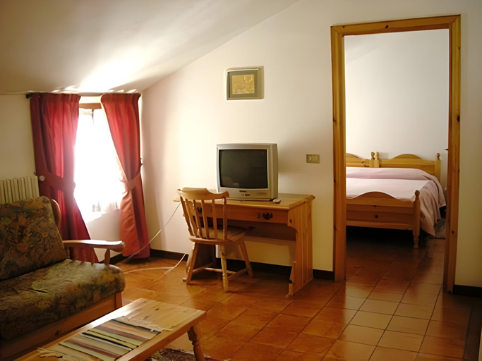 Bedroom 3, Hotel Ristorante Combolo, Sondrio