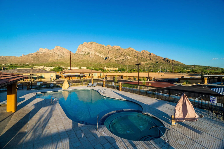 Sport & Beauty 3, Landing Apartments Oro Valley, Pima