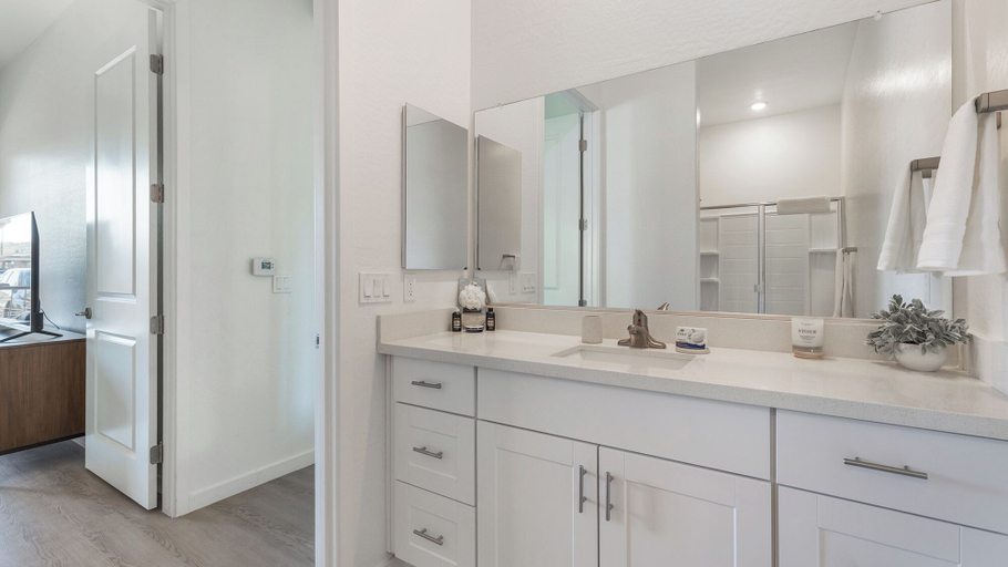 Bathroom 4, Landing Apartments Oro Valley, Pima