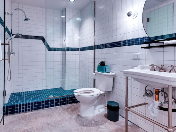 Bathroom 4, Hotel Dryce, Fort Worth