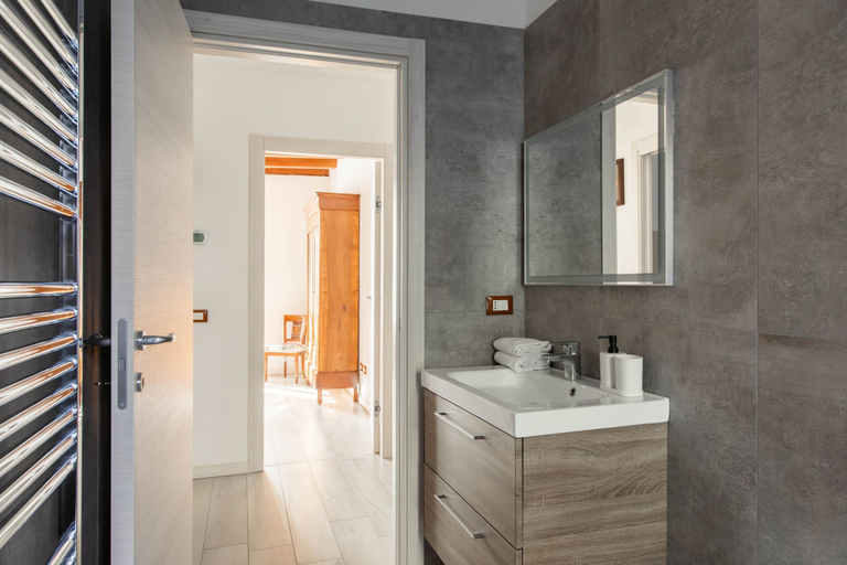 Room 5, Varenna Balcony by Wonderful Italy, Lecco