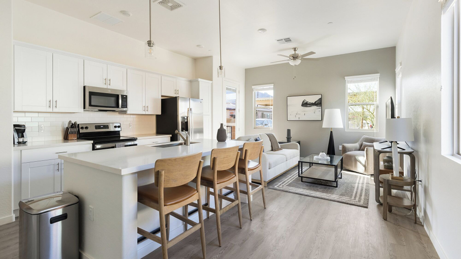 Others 5, Landing Apartments Oro Valley, Pima