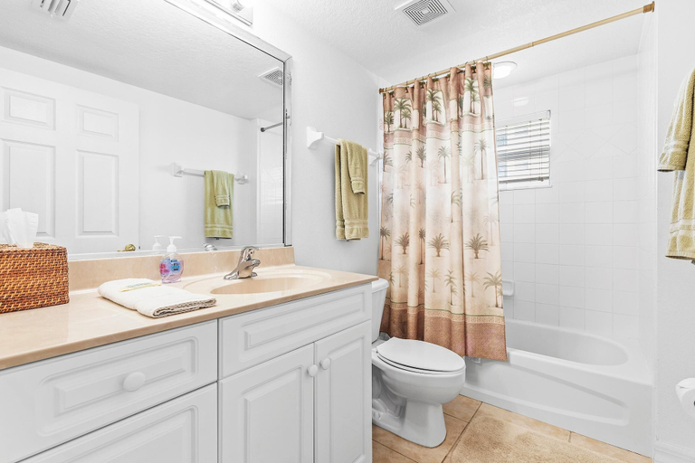 Bathroom 5, Oceanwalk 14-307, Volusia