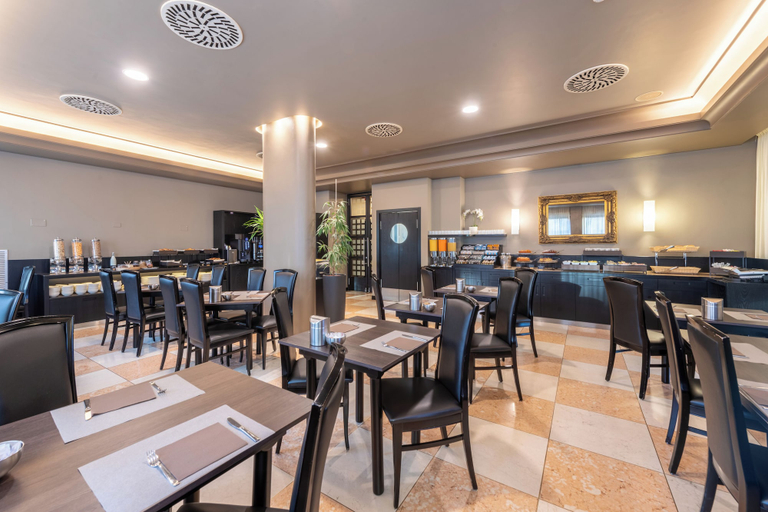 Food & Drinks 5, Hotel Palace Verona, Verona