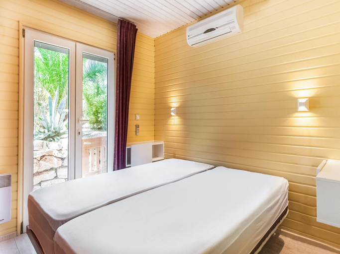 Bedroom, Holiday Home in Gassin near Saint Tropez, Var