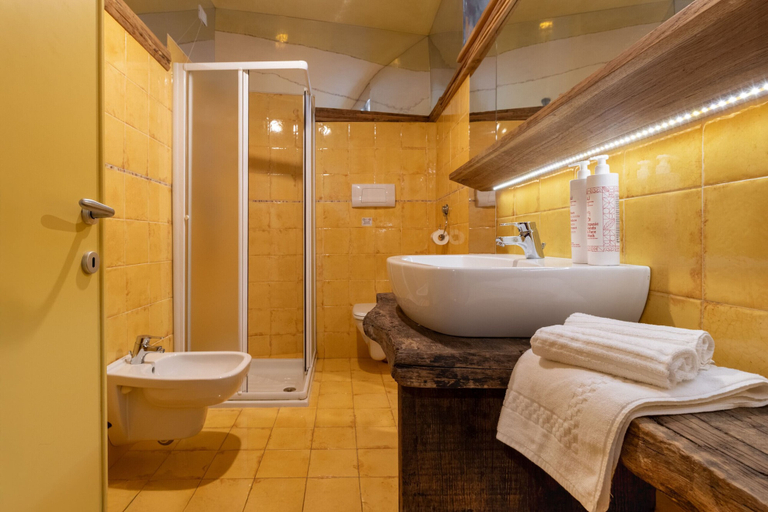 Room 2, Borgo al Sole 1 by Wonderful Italy, Brescia