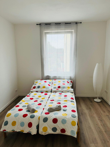 Others 4, Reisende Ecke, Koblenz