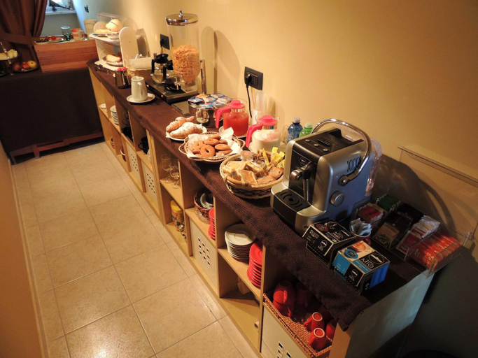 Food & Drinks 5, B&B Angela, Foggia