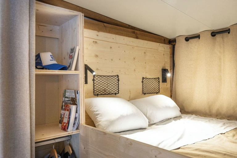 Bedroom 3, Huttopia Fontvieille, Bouches-du-Rhône
