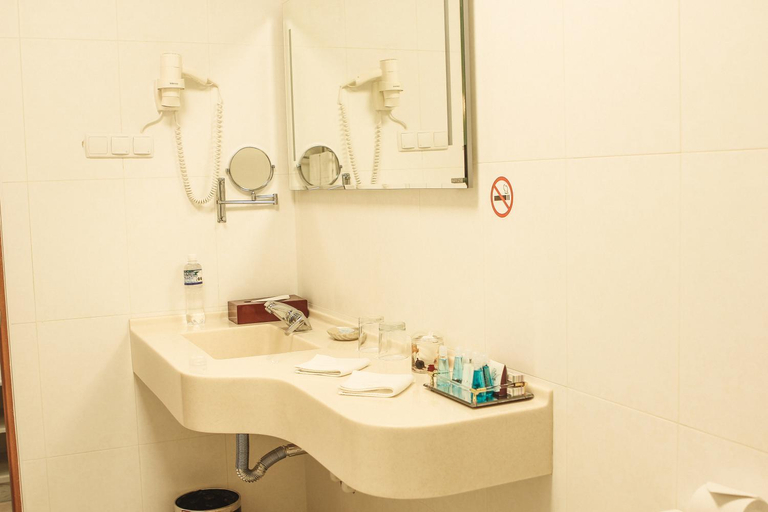 Bathroom 2, Gloria Business Hotel, Blagoveshchenskiy rayon