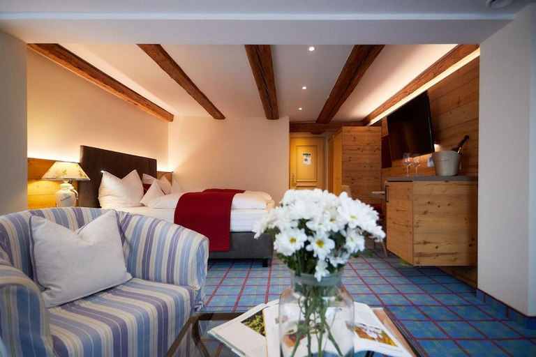 Bedroom 2, Romantik Hotel Rindenmühle, Schwarzwald-Baar-Kreis