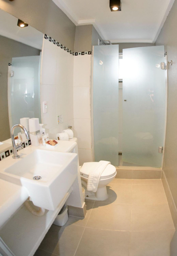 Bathroom 4, Villa Amado Pousada, Cairu