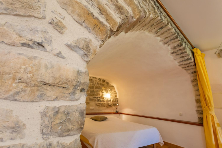 Bedroom, Auberge du Cédre, Hérault