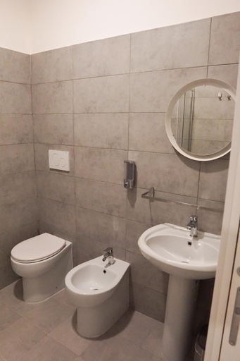 Bathroom 3, Roma Trasteverina, Roma