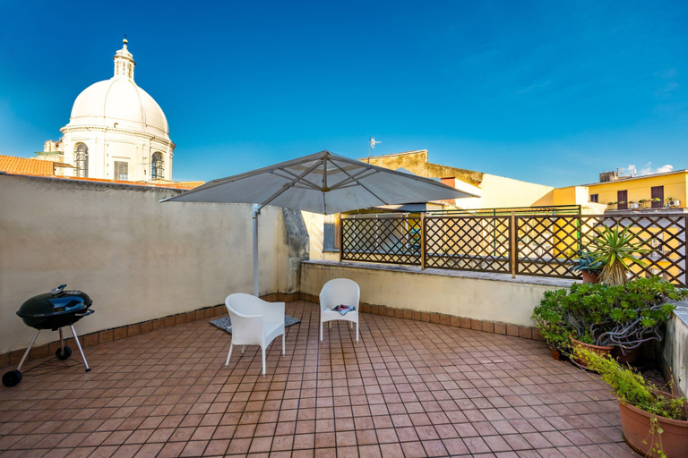 Room 1, Casa al Rettifilo con Terrazzo by Wonderful Italy, Napoli