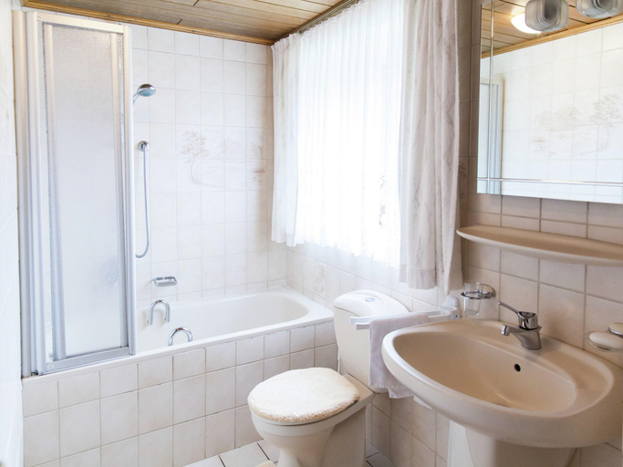 Bathroom 4, Hontheim Farmhouse Retreat, Eifelkreis Bitburg-Prüm