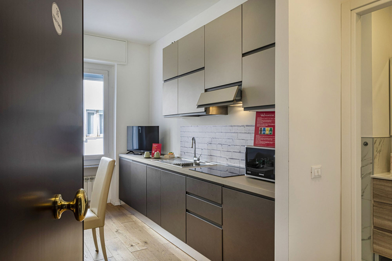 Room 5, Zena Tower by Wonderful Italy, Genova