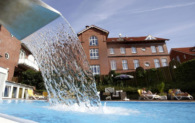 Exterior & Views 1, Inselhotel VierJahreszeiten, Leer
