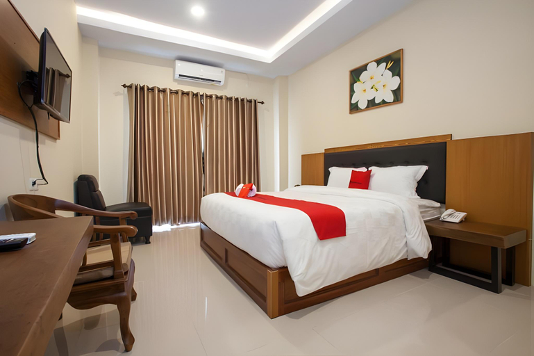 Bedroom 14
