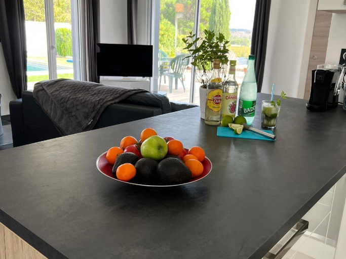 Others 5, Modern Comfort in Minervois, Aude