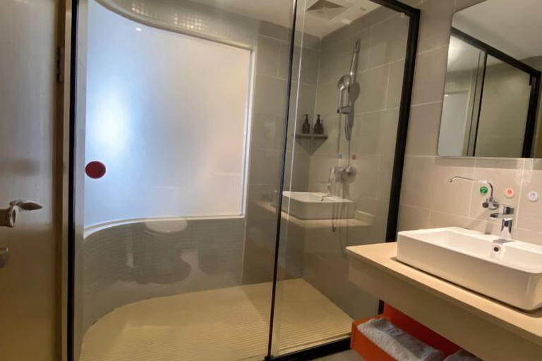 Bathroom 4, Parlor Hotel, Dongguan
