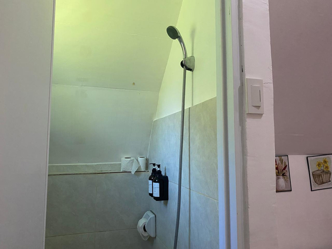 Bathroom 3, RCM Ecolodge Inn, San Juan