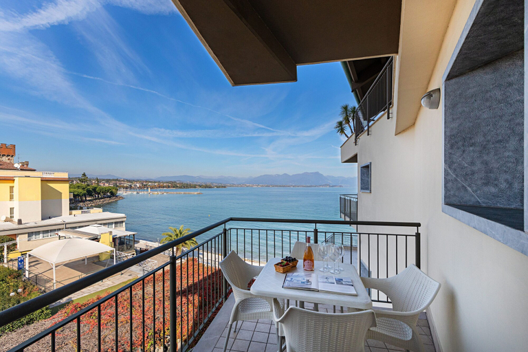 Room 2, Residenza Miralago - 21 Gaia - LOC BK, Brescia