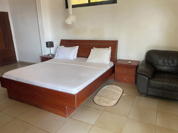 Bedroom 2, Pension Les Palmiers, Conakry
