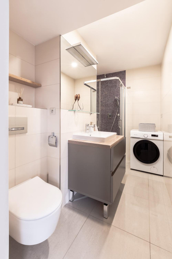 Bathroom, TurnKey I Vineyard Terrace Apartments, Praha 2