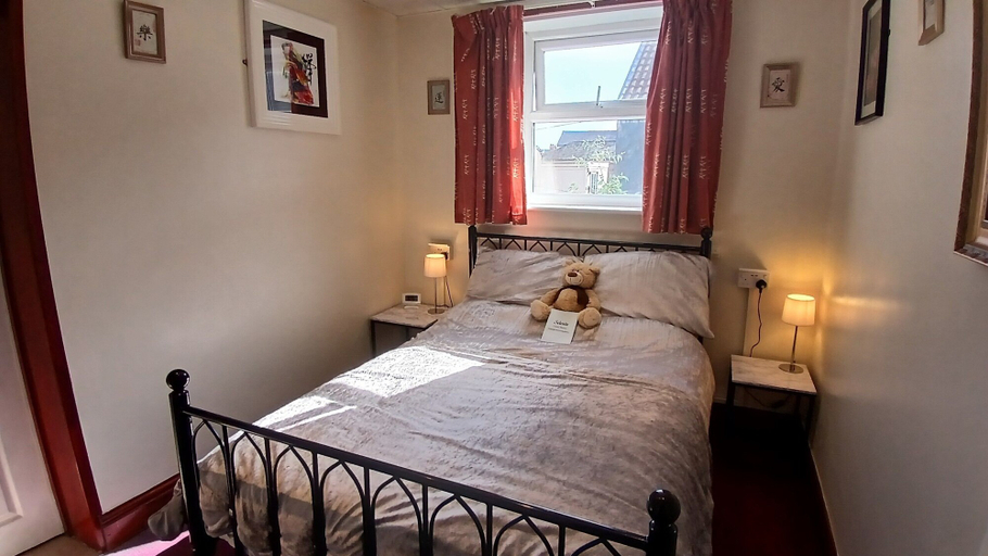 Bedroom 2, Starlight Guest House, Blackpool