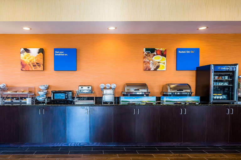 Public Area 2, Comfort Inn & Suites Moore - Oklahoma City, Cleveland