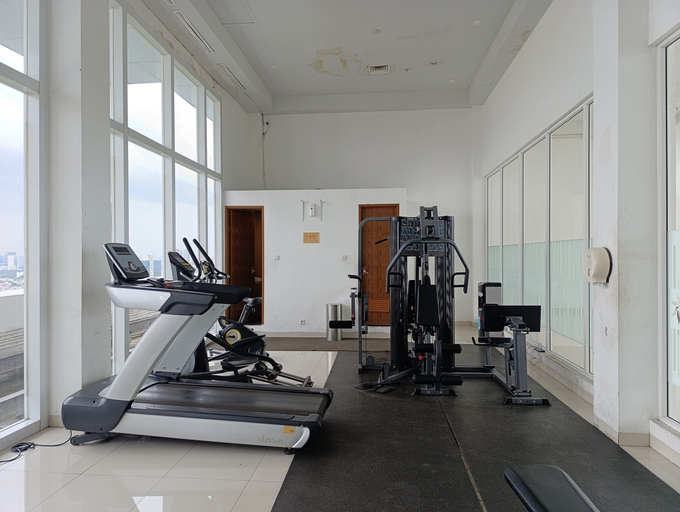 Others 4, 2BR Springhill W/ Pool & Gym, Central Jakarta