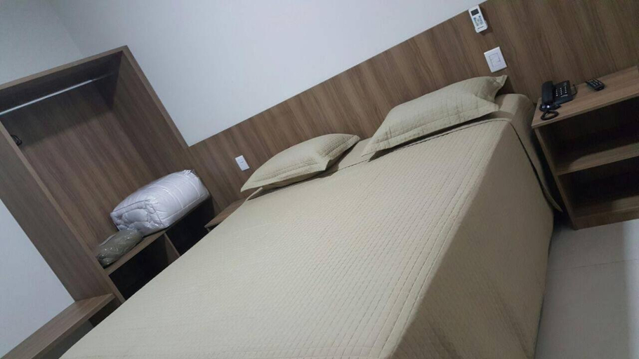 Bedroom 3, Hotel Vila Verde, Penápolis